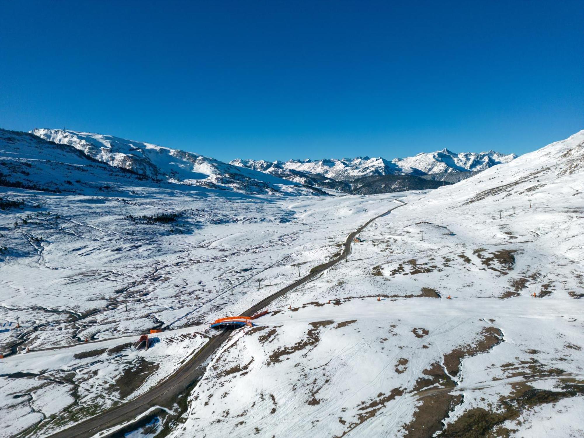 Hotel Val De Neu G.L. Baqueira Beret Zewnętrze zdjęcie